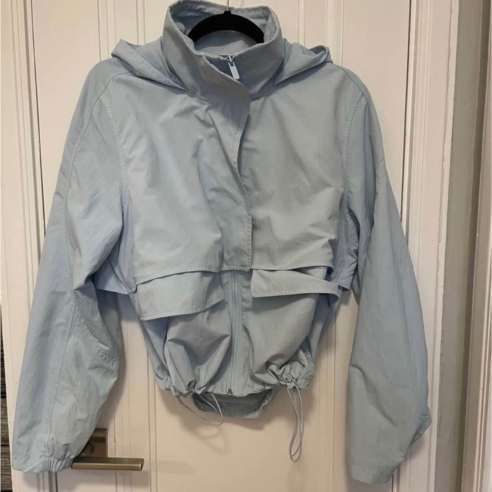 lululemon athletica Pale Blue Hooded Crop Utility Jacket - Picture 2 of 4